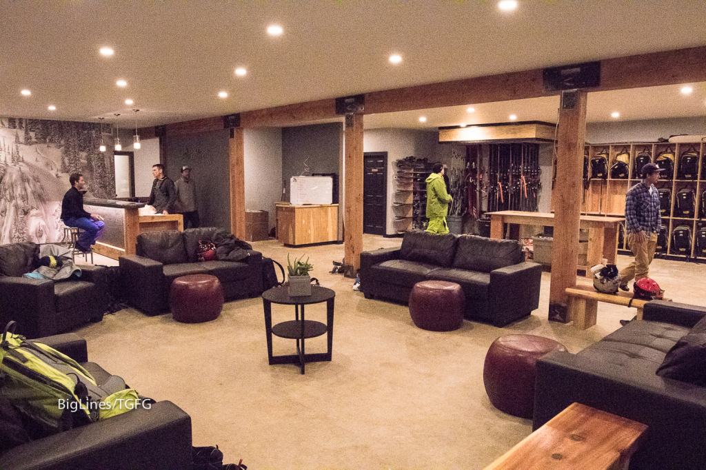 New day lodge with comfy seats to get ready and apres in. 